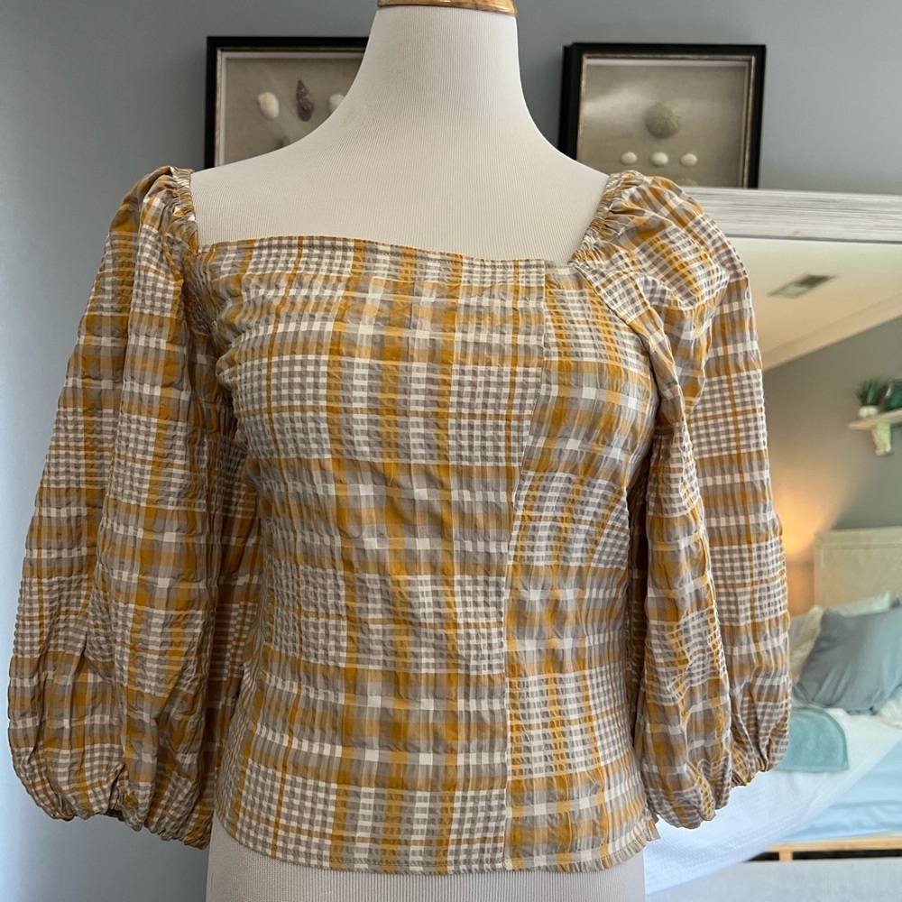 Anthro new with tags top